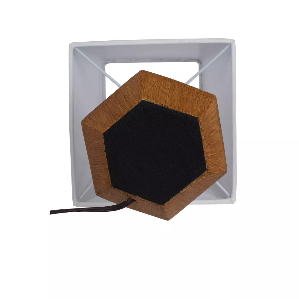 Geometryczna lampa stołowa z kwadratowym abażurem tkaninowym